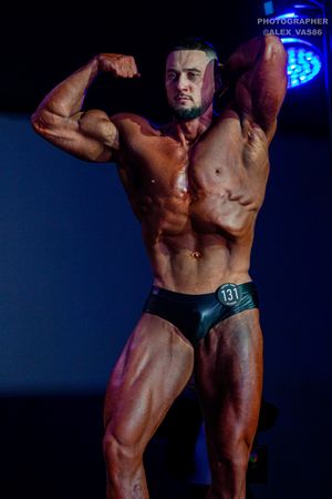 CLASSIC PHYSIQUE +178